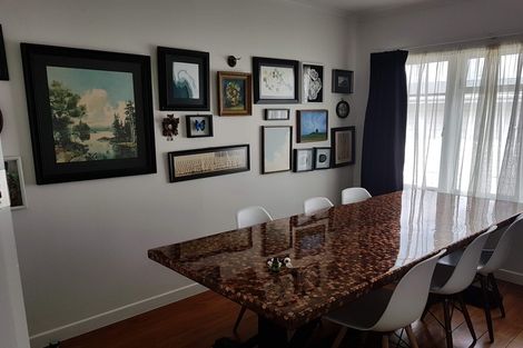 Photo of property in 176 Beach Haven Road, Beach Haven, Auckland, 0626