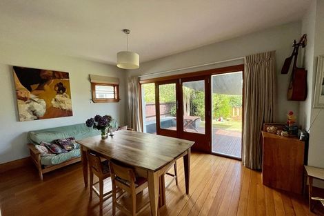 Photo of property in 24 Birdwood Avenue, Beckenham, Christchurch, 8023