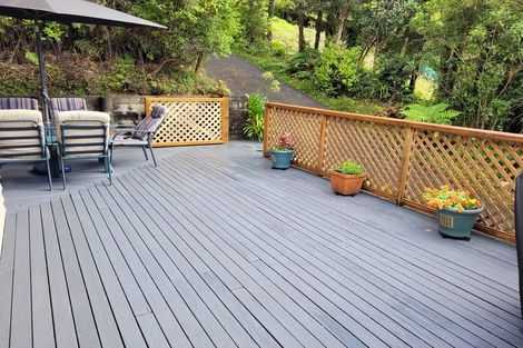 Photo of property in 47 Rimu Road, Oratia, Auckland, 0604