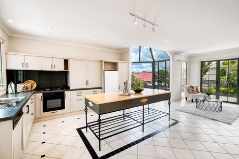 Photo of property in 21 Te Hoe Grove, Pinehill, Auckland, 0632