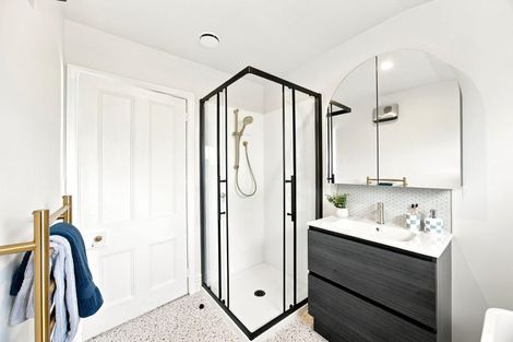 Photo of property in 22 Dickens Street, Addington, Christchurch, 8024