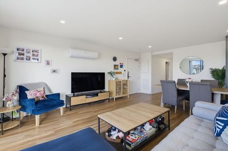 Photo of property in 104/5 Dishys Road, Flat Bush, Auckland, 2019