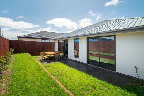 Photo of property in 17 Llew Summers Street, Belfast, Christchurch, 8051