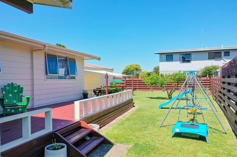 Photo of property in 20 Tawhara Place, Edgecumbe, 3120