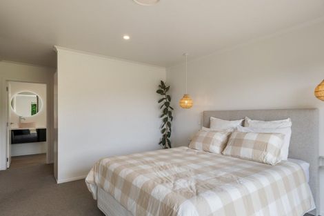 Photo of property in 49 Wakefield Road, Levin, 5571