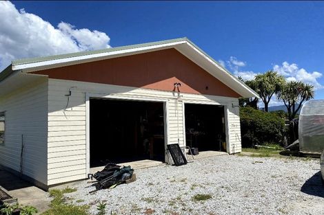 Photo of property in 105a Abel Tasman Drive, Takaka, 7183