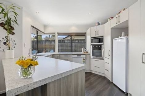 Photo of property in 16 Middlebank Drive, Richmond, 7020