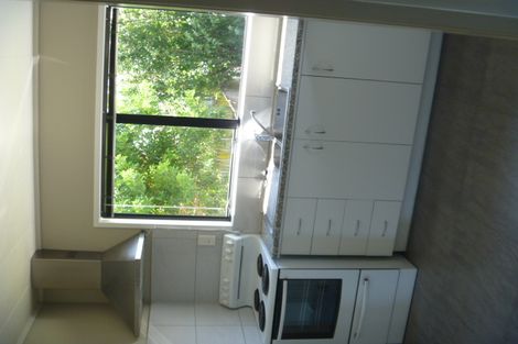 Photo of property in 1/8 Senecio Place, Weymouth, Auckland, 2103