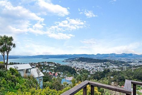 Photo of property in 52 Highbury Road, Highbury, Wellington, 6012