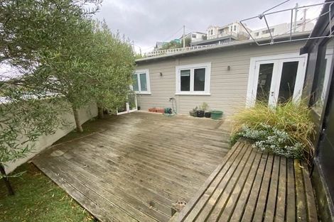 Photo of property in 29 Maida Vale Road, Roseneath, Wellington, 6011