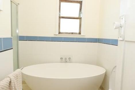 Photo of property in 35 Disley Street, Highbury, Wellington, 6012