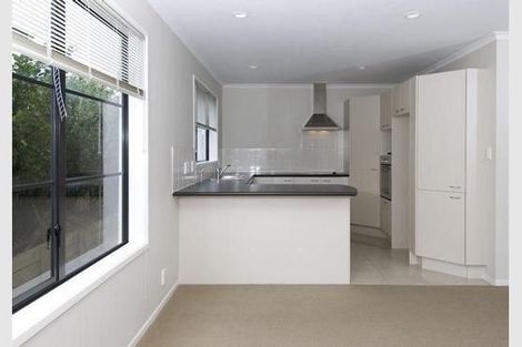 Photo of property in 4 Reefton Place, Flat Bush, Auckland, 2019