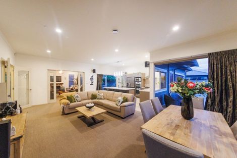 Photo of property in 3 Rodeo Drive, Kelvin Grove, Palmerston North, 4414