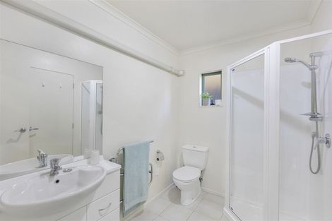 Photo of property in 28 Midshipman Court, Gulf Harbour, Whangaparaoa, 0930