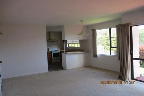 Photo of property in 33a Wingfield Place, Churton Park, Wellington, 6037