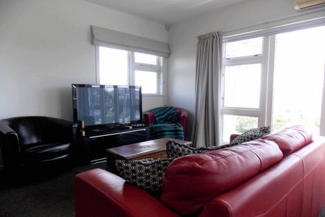 Photo of property in 1a Clive Road, Khandallah, Wellington, 6035