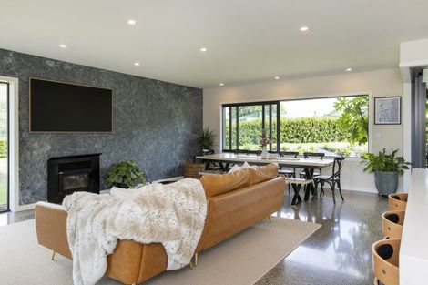 Photo of property in 74 Scarlys Way, Okitu, Gisborne, 4010