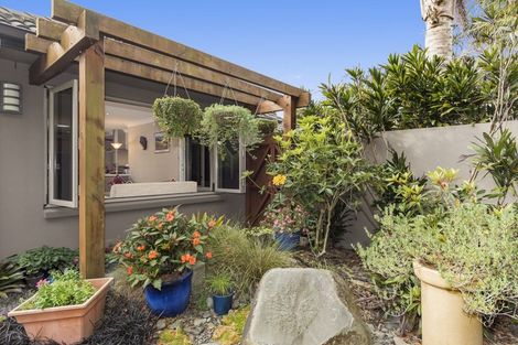 Photo of property in 5 Mckenna Lane, Omokoroa, 3114