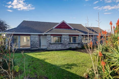 Photo of property in 18 Nedlands Place, Burswood, Auckland, 2013