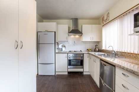 Photo of property in 11 Pengelly Place, Parakai, 0830