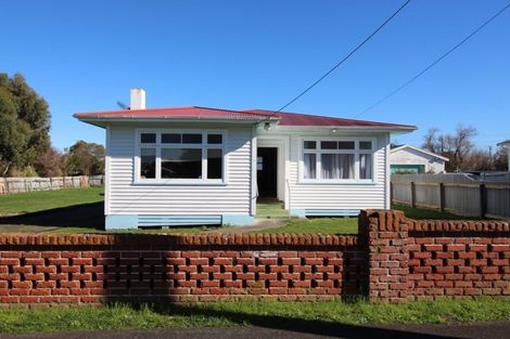 Photo of property in 6 French Street, Marton, 4710