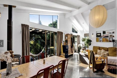 Photo of property in 23 Prudence Place, Oakura, 4314