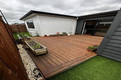 Photo of property in 26 Koroheke Road, Takanini, 2110