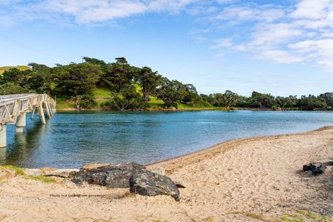 Photo of property in 906 Pataua South Road, Pataua South, Onerahi, 0192