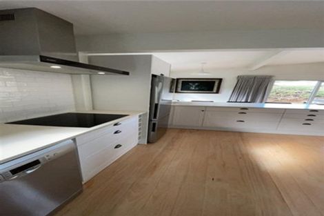 Photo of property in 56 Muritai Crescent, Havelock North, 4130