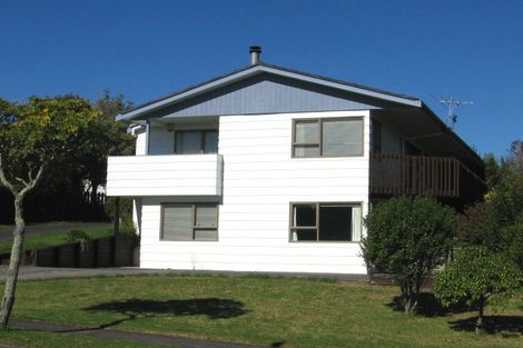 Photo of property in 27 Jandell Crescent, Bucklands Beach, Auckland, 2014