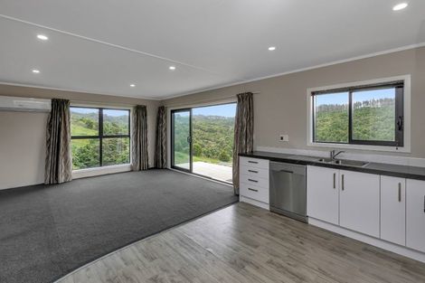 Photo of property in 2568e Paparoa-oakleigh Road, Paparoa, 0571