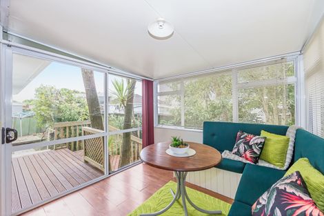 Photo of property in 1/33 Nile Road, Kelston, Auckland, 0602