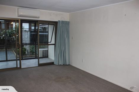 Photo of property in 3/76 Wellington Street, Howick, Auckland, 2014