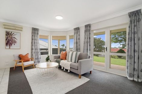 Photo of property in 45 Oxford Street, Te Puke, 3119