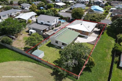 Photo of property in 11 Fiona Place, Dinsdale, Hamilton, 3204