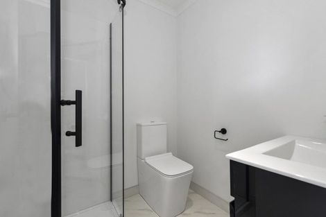 Photo of property in 1/26 May Street, Hamilton East, Hamilton, 3216