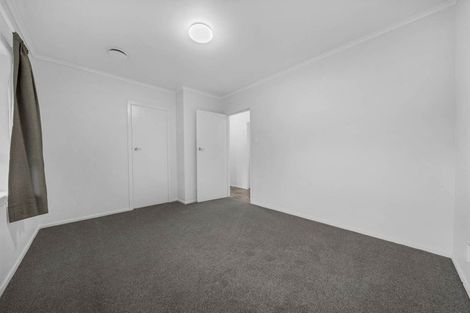 Photo of property in 12 Hunua Road, Papakura, 2110