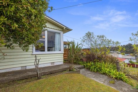 Photo of property in 34 John Street, Stokes Valley, Lower Hutt, 5019