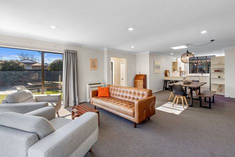 Photo of property in 78 Regency Crescent, Redwood, Christchurch, 8051