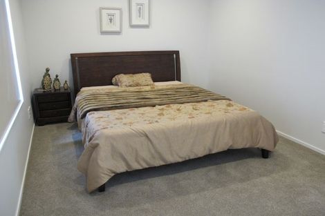 Photo of property in 15a Glendhu Road, Bayview, Auckland, 0629