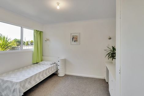 Photo of property in 16 Miro Street, Inglewood, 4330