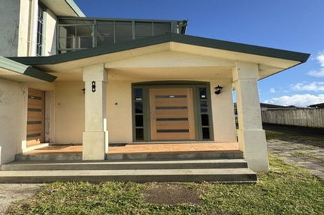 Photo of property in 17 Gray Avenue, Mangere East, Auckland, 2024