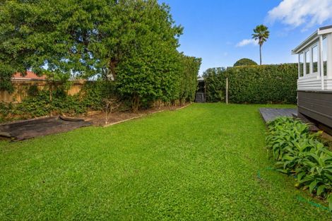 Photo of property in 313 Royal Road, Massey, Auckland, 0614