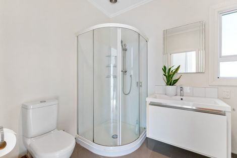 Photo of property in 384 Devon Street West, Lynmouth, New Plymouth, 4310