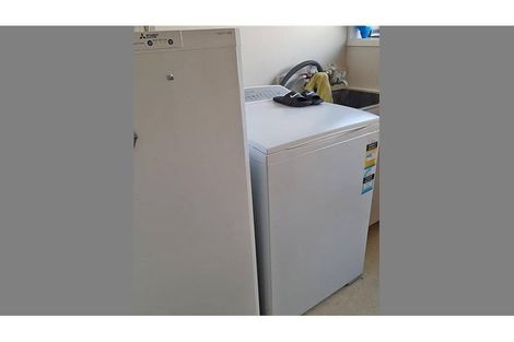 Photo of property in 1/54 Highland Park Drive, Highland Park, Auckland, 2010