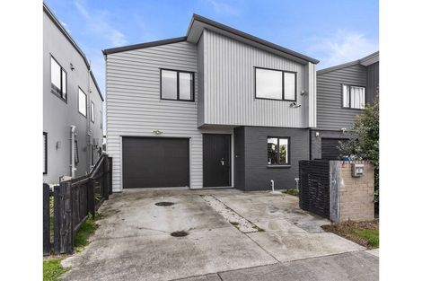 Photo of property in 32 Te Aparangi Road, Papakura, 2110