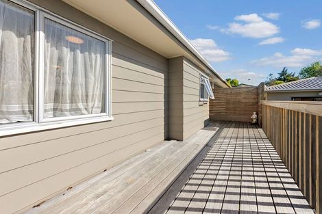 Photo of property in 7 Styca Place, Sunnyvale, Auckland, 0612