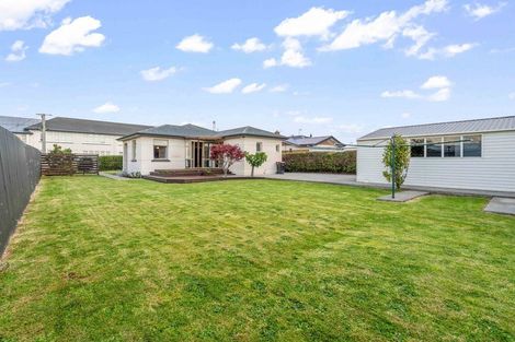 Photo of property in 27 Coutts Road, Gore, 9710