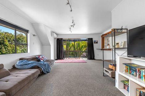 Photo of property in 35 Glenn Terrace, Otumoetai, Tauranga, 3110