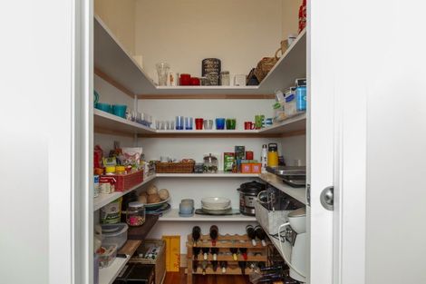 Photo of property in 121 The Parade, Paekakariki, 5034